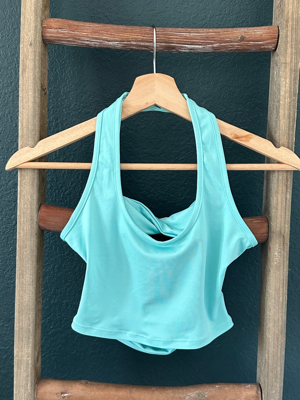 Vibrant Mint Green Blue Crossback Crop Top Women’s Small Dry Fit